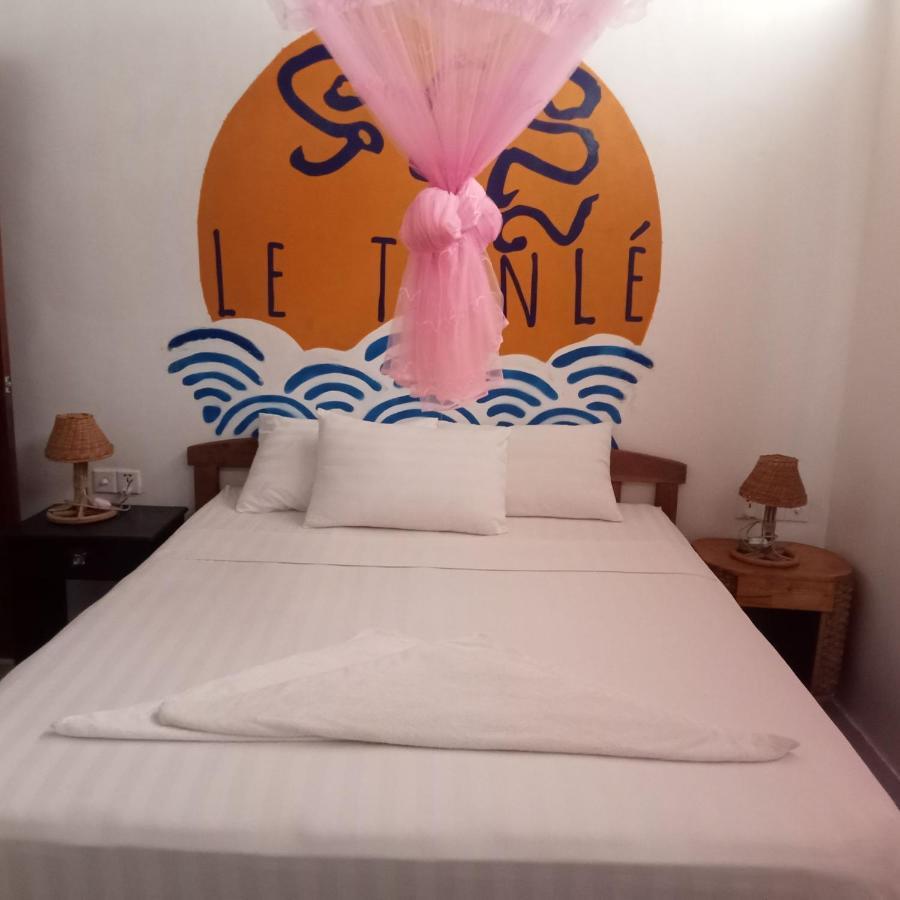 Nomad Guesthouse Кратьэх Экстерьер фото