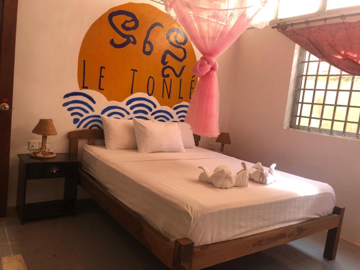 Nomad Guesthouse Кратьэх Экстерьер фото