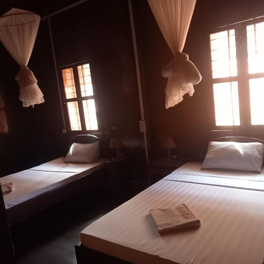 Nomad Guesthouse Кратьэх Экстерьер фото