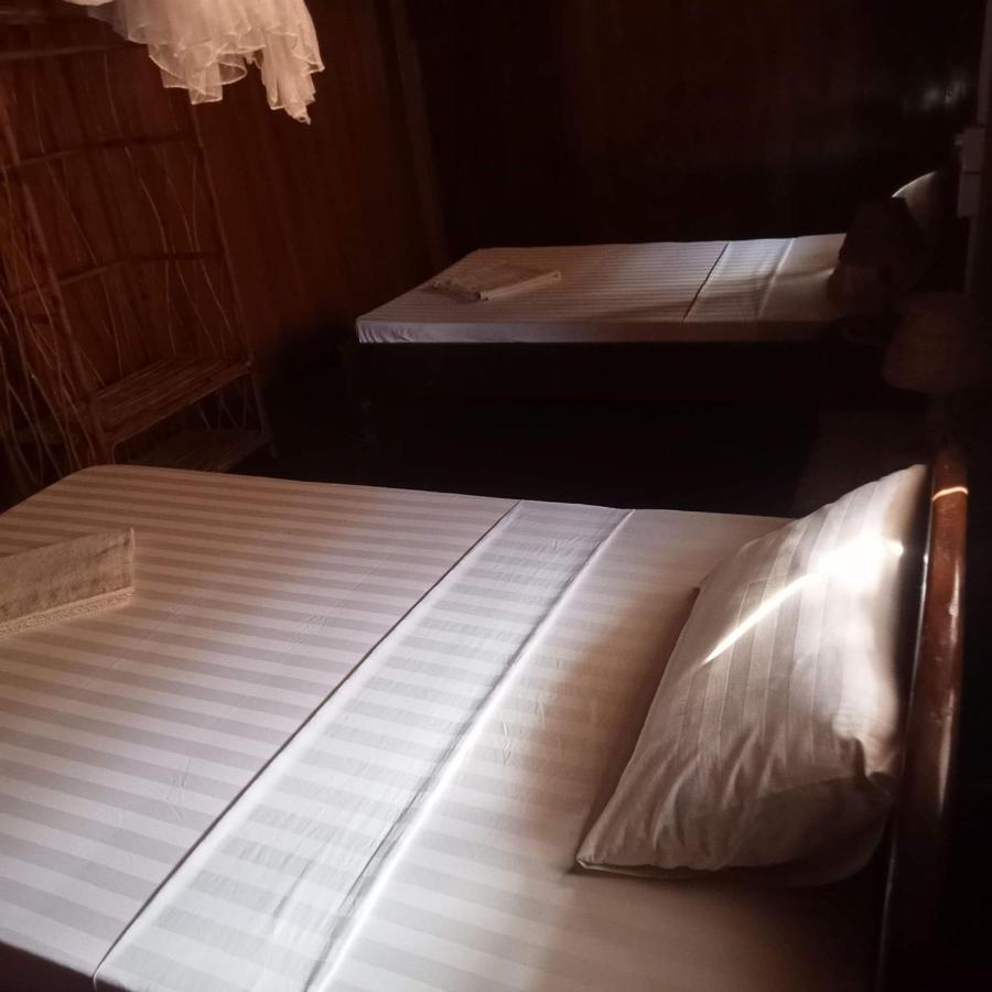 Nomad Guesthouse Кратьэх Экстерьер фото