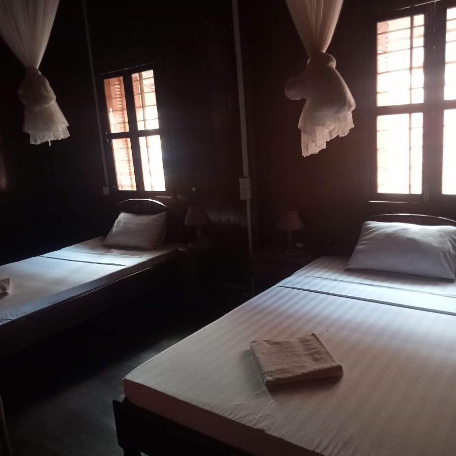 Nomad Guesthouse Кратьэх Экстерьер фото