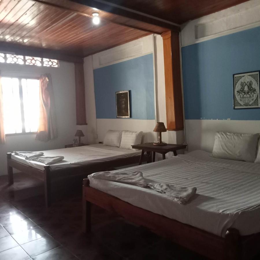 Nomad Guesthouse Кратьэх Экстерьер фото